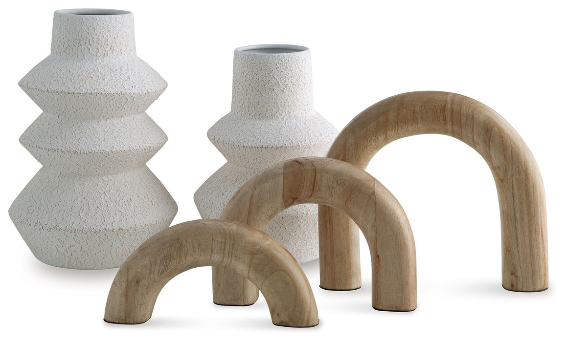 Maddwarth - White / Natural Brown - Accessory Set (Set of 5)