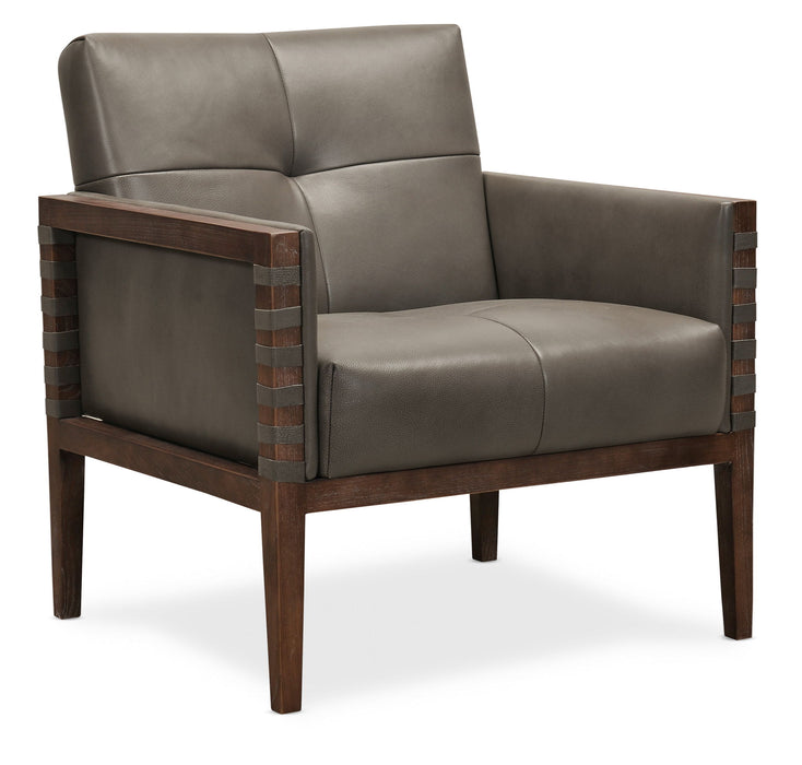 CC - Carverdale Leather Club Chair With Wood Frame
