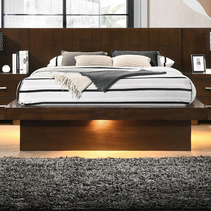 Jessica - Platform Bed with Rail Seating