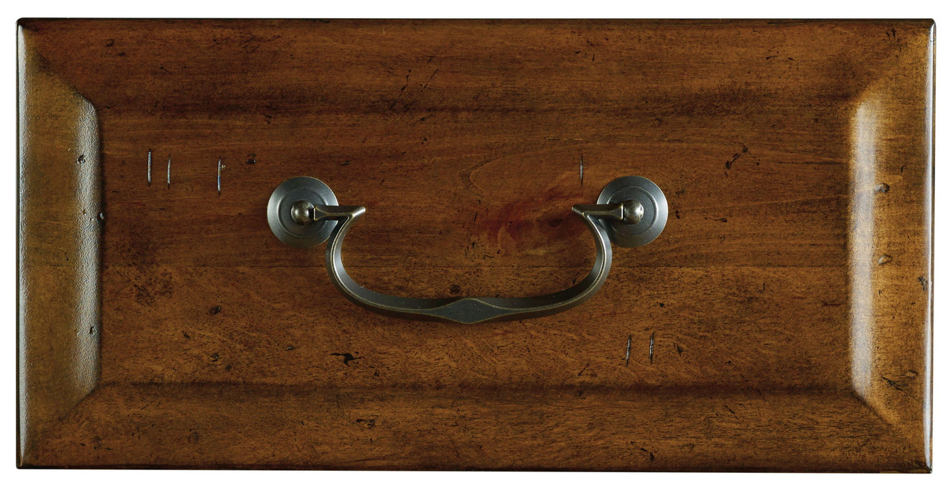 Tynecastle - Lateral File - Dark Brown