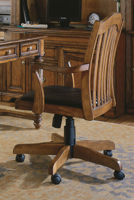 Brookhaven - Tilt Swivel Chair