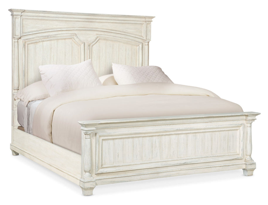 Traditions - Panel Bed