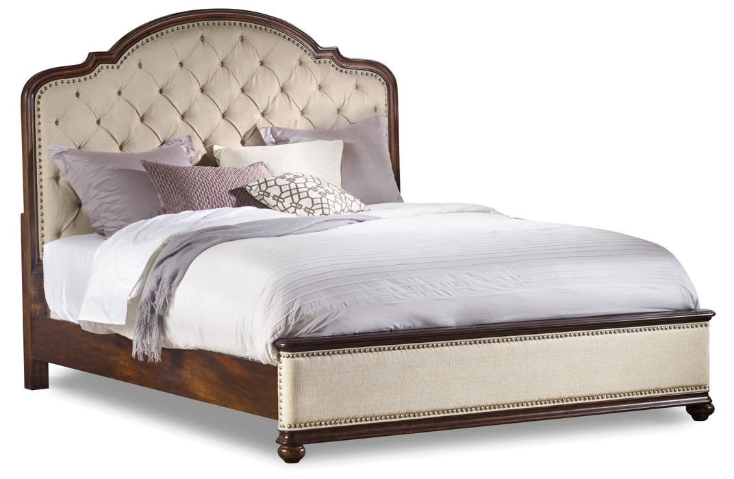 Leesburg - Upholstered Bed With Wood Rails