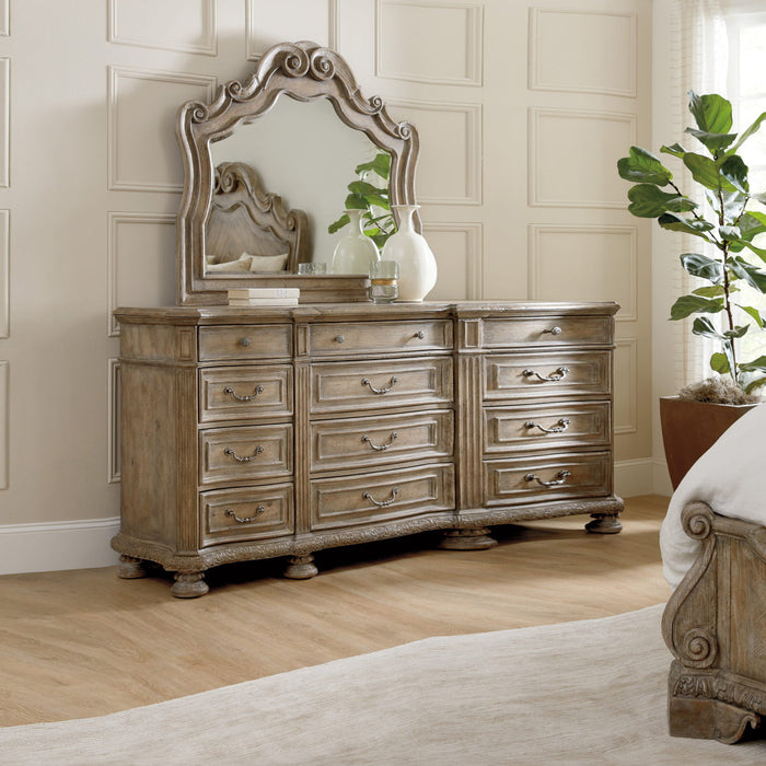 Castella - 12-Drawer Dresser