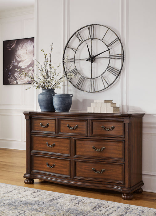 Lavinton - Brown - Dresser