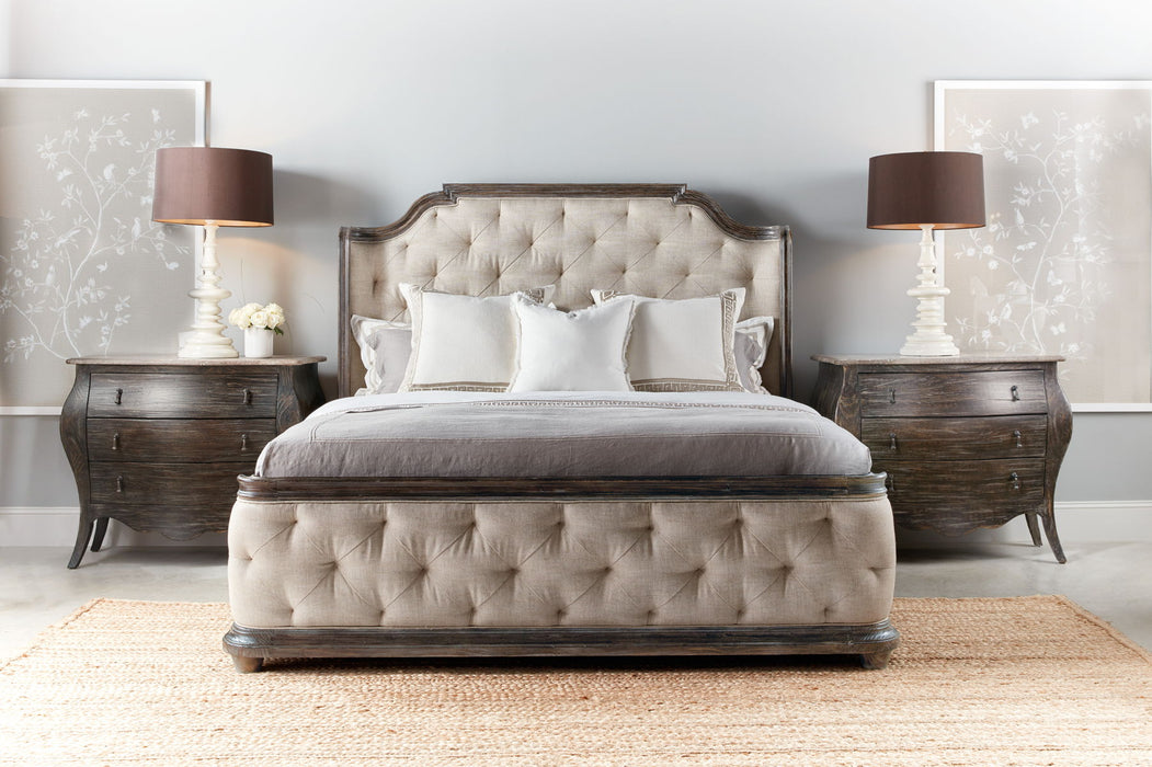 Traditions - Upholstered Panel Bed