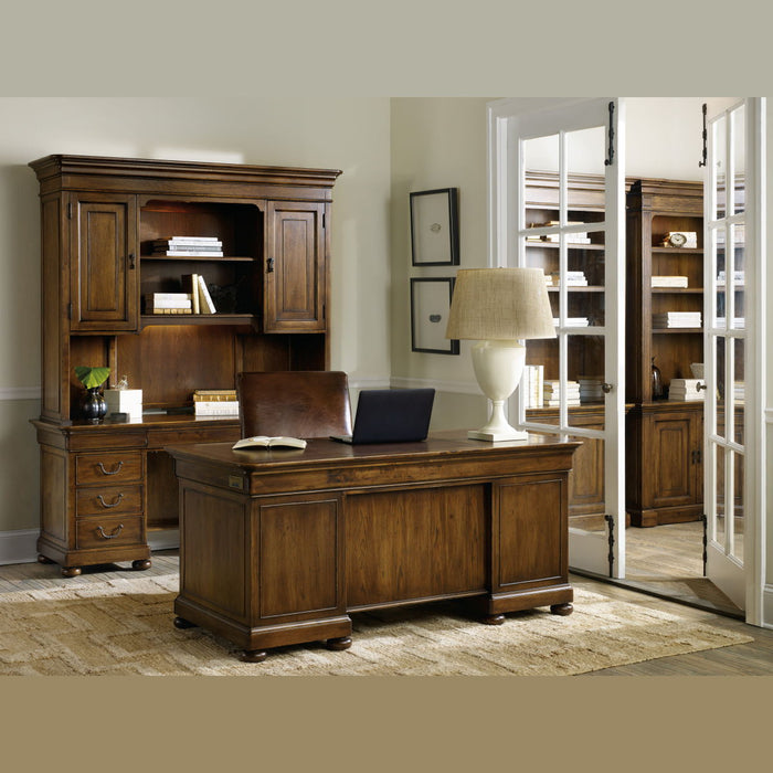 Archivist - Executive Desk