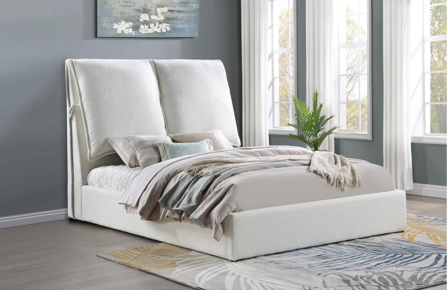 Gwendoline - Upholstered Platform Bed With Pillow Headboard
