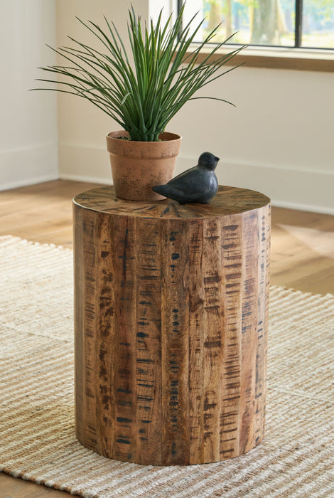 Reymore - Brown - Accent Table